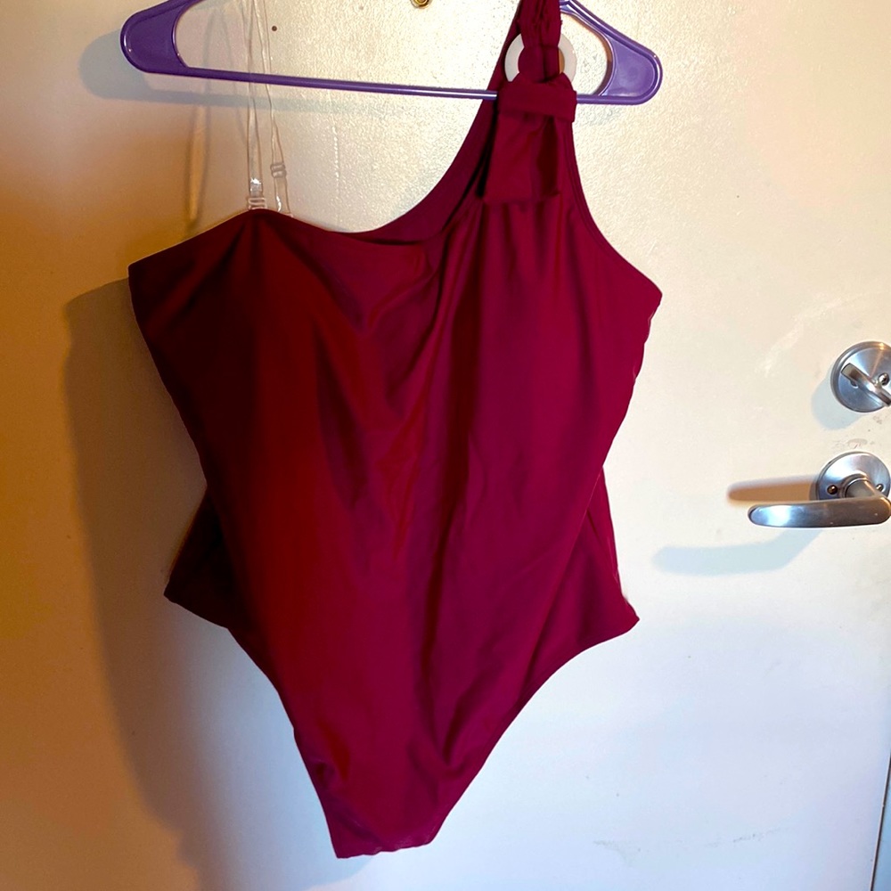 NWOT 4x bathing suit